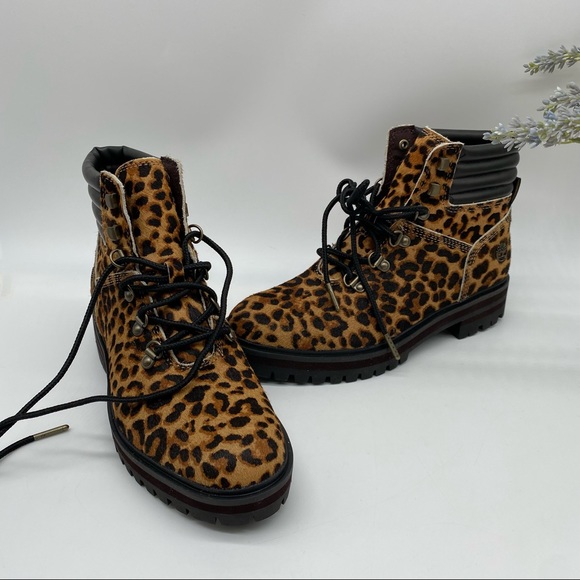 Timberland Women's London Square animal print Lace-Up Winter Boots size 6.5 New - Picture 1 of 8